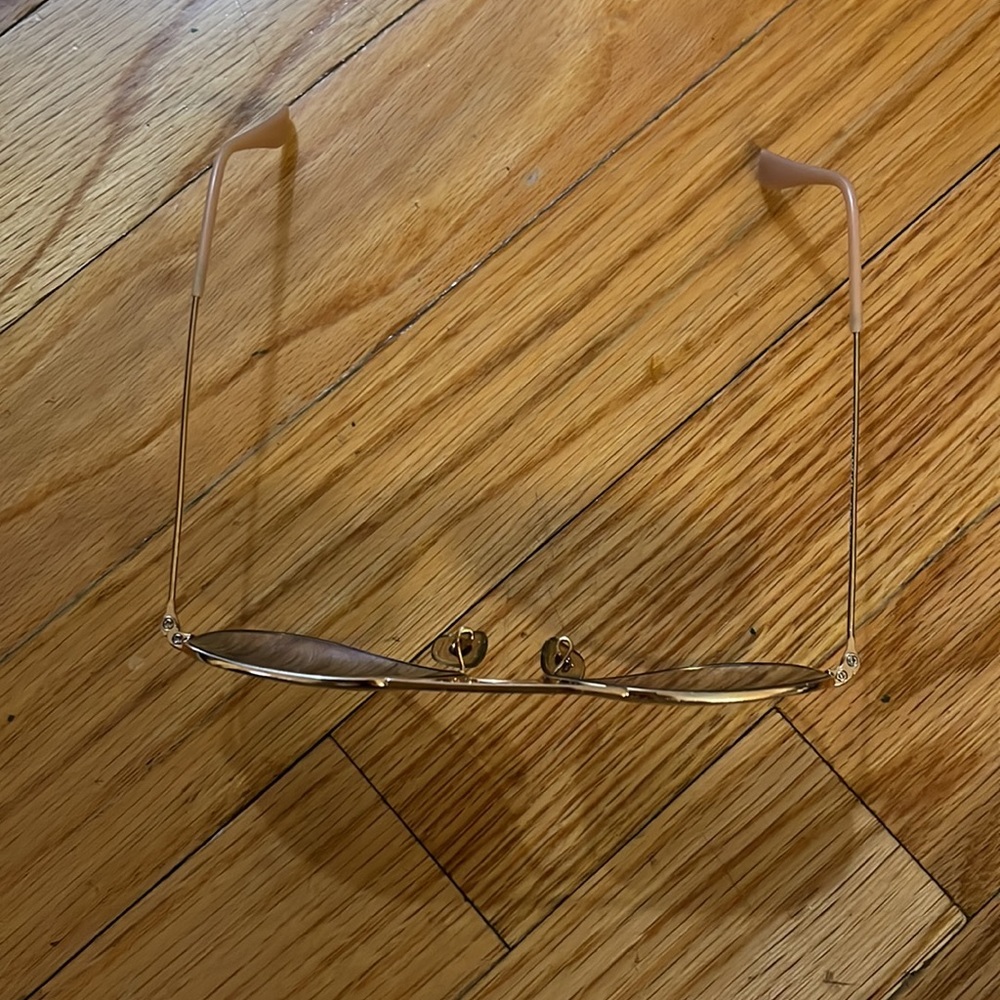 Ray-Ban Aviators - Picture 3 of 4
